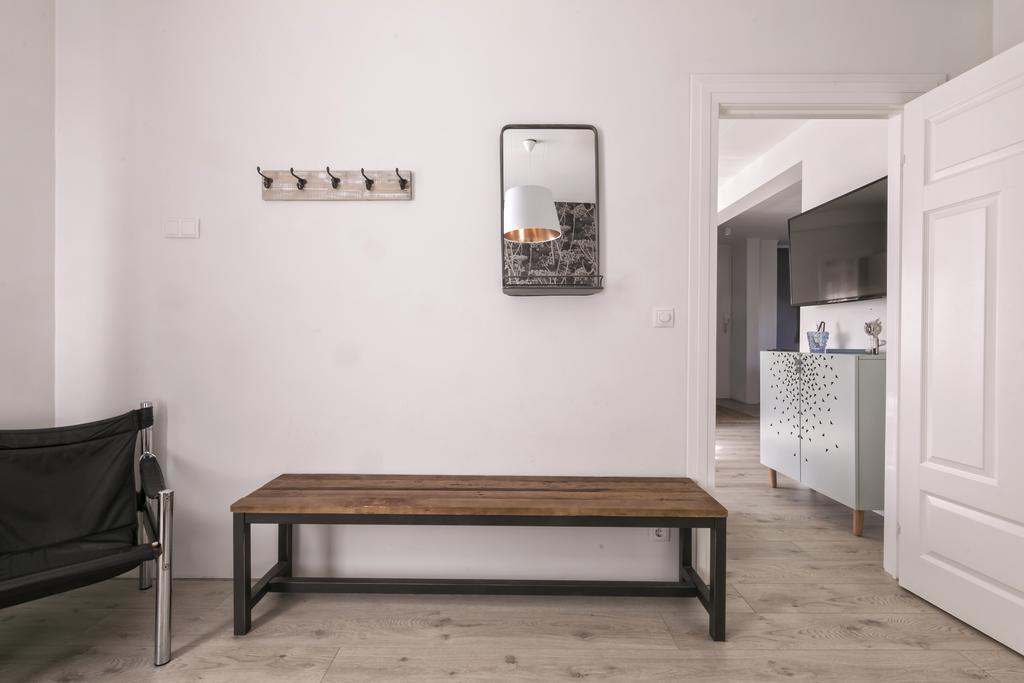 Theater Row Apartments Reykjavik Luaran gambar